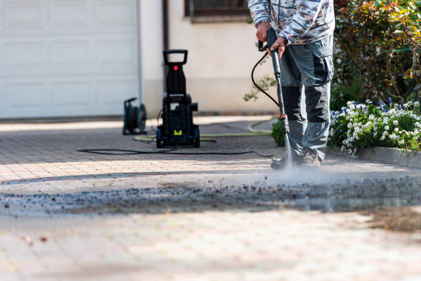 Best Garage Pressure Washing  in Lauderdale Lakes, WI